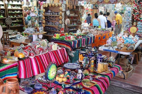 Mercado de artesanías en Cancún