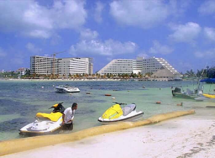 Playa Linda para parejas enamoradas en Cancún