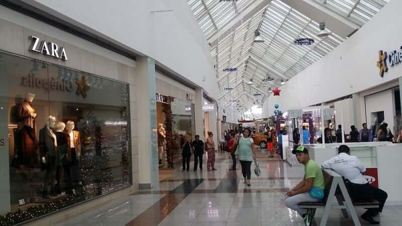 Shopping Plaza Las Americas para comprar calzado en Cancún
