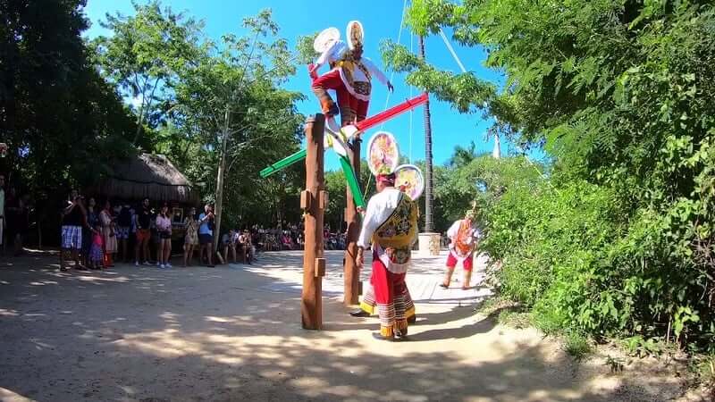 Principales atracciones del Parque Xcaret en Cancún: Performances