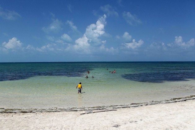 Diversión en Playa Las Perlas en Cancún