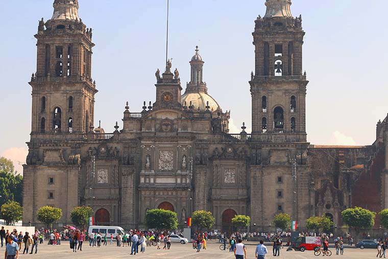 Zócalo o Plaza de La Constitución en Ciudad de México