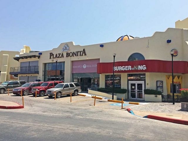 Centro Comercial Plaza Bonita en Los Cabos 