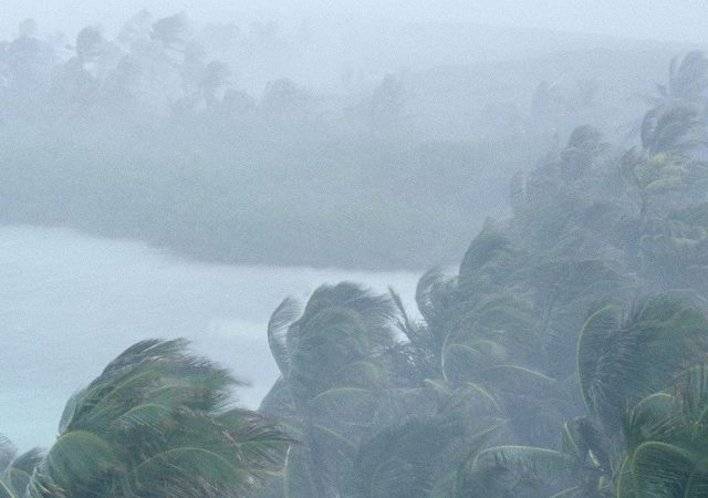 Temporada de huracanes y terremotos en el Caribe